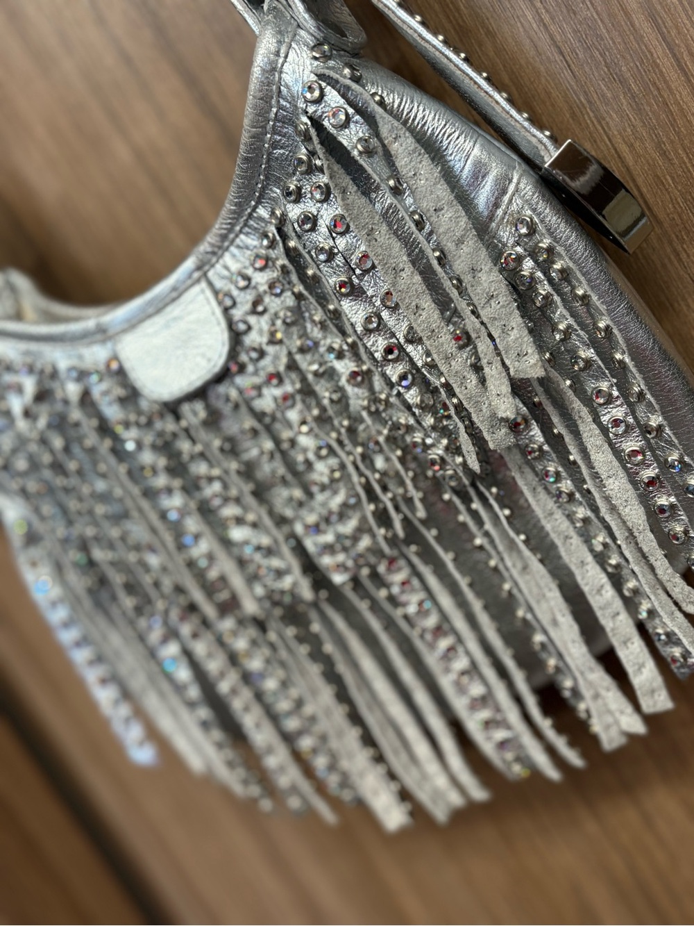 Kippy’s Rare & Unique Embellished Swarovski Crystals Silver Leather Shoulder Bag - Picture 3 of 15